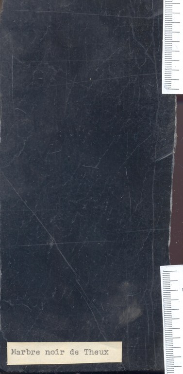 M1538 marbre noir de Theux BE.jpg
