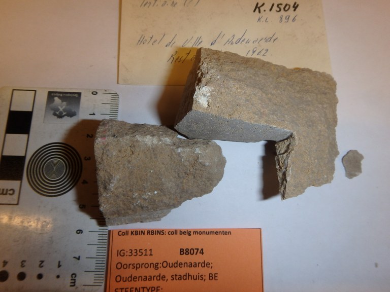 B8074 massangis