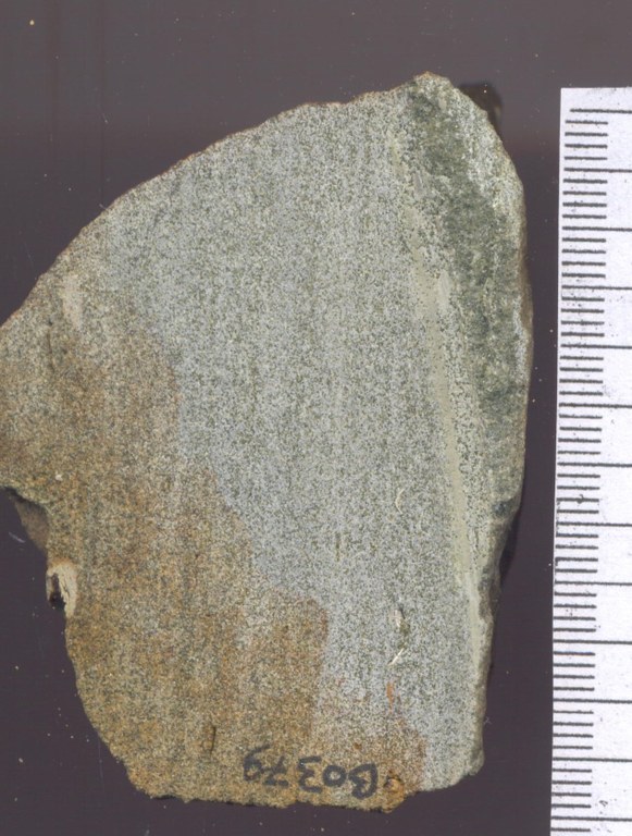 B0379 Veldsteen.jpg